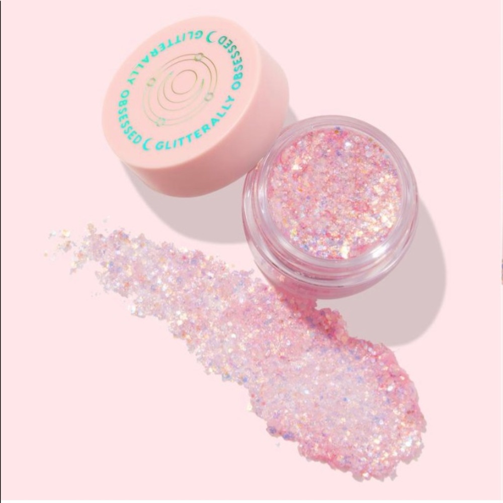 Sailor Moon x Colourpop Glitterally Obsessed